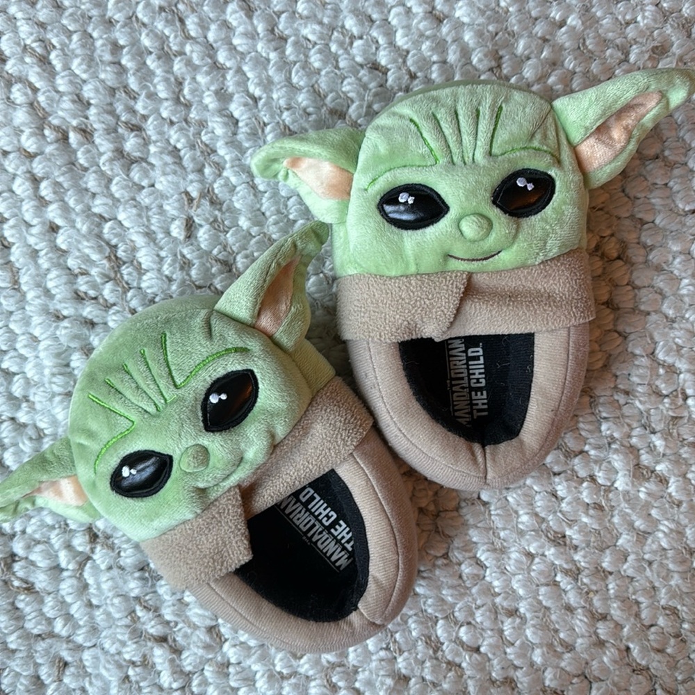 Baby Yoda Star Wars Mandalorian children’s slippers